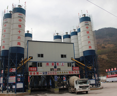 中鐵16局成昆複線鐵路專用HZS120