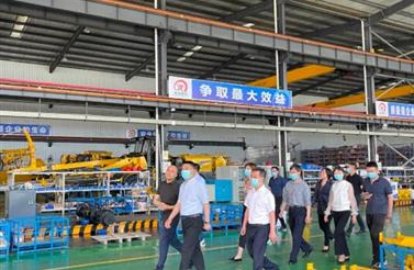 時事 | 市人大常委會一行調研麻花传媒MV在线观看智裝製造業發（fā）展工...